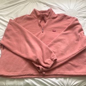 Cropped Pink Levi’s Quarterzip